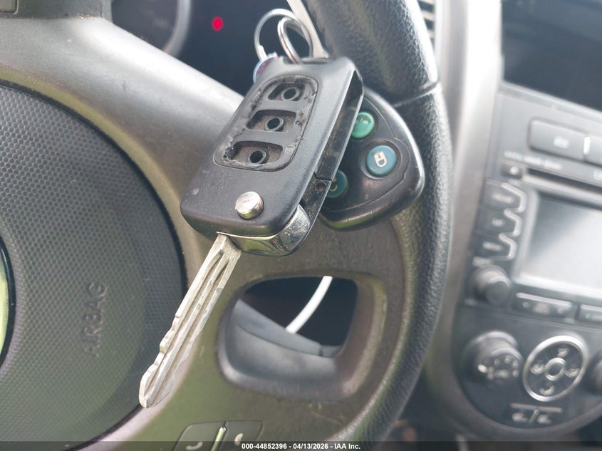 2012 Kia Soul + VIN: KNDJT2A66C7416303 Lot: 44852396