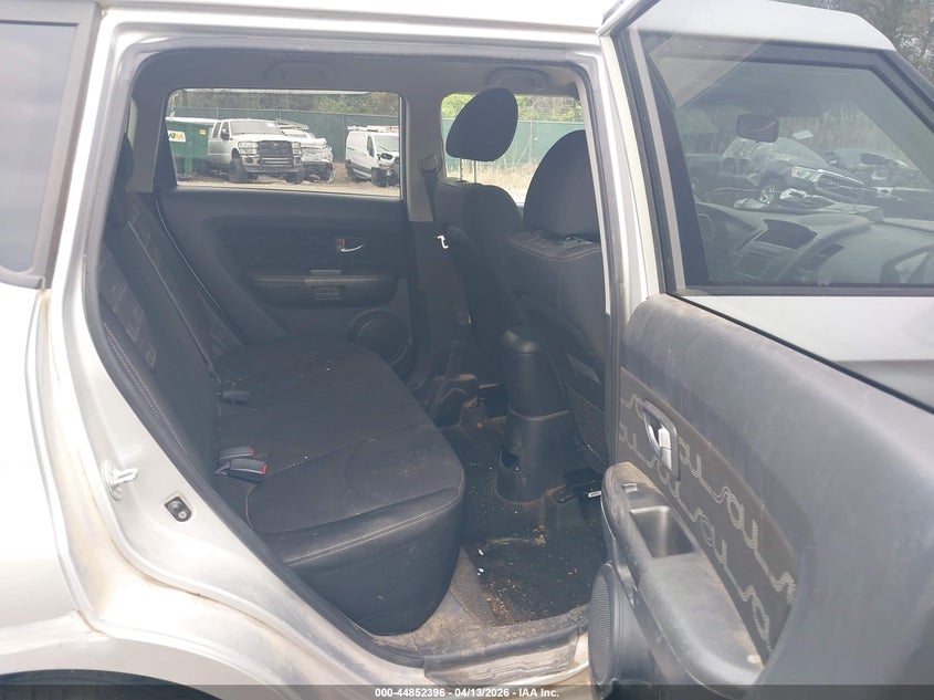 2012 Kia Soul + VIN: KNDJT2A66C7416303 Lot: 44852396