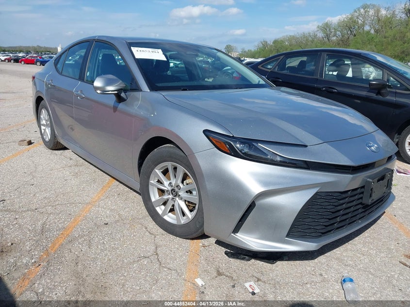 2025 Toyota Camry Le