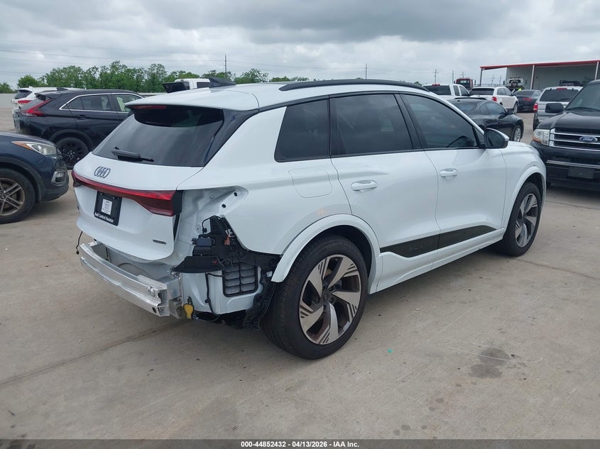 Vin: wa124bgf8sa075846, lot: 45349740, audi q6 e-tron premium plus quattro 20254