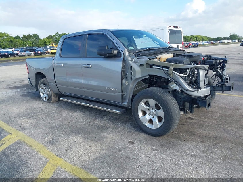 2021 Ram 1500 3.6 Ram Big Horn 4X2 5'7 Box silver Lot 111044852442 Vin 1C6RREFG1MN503616
