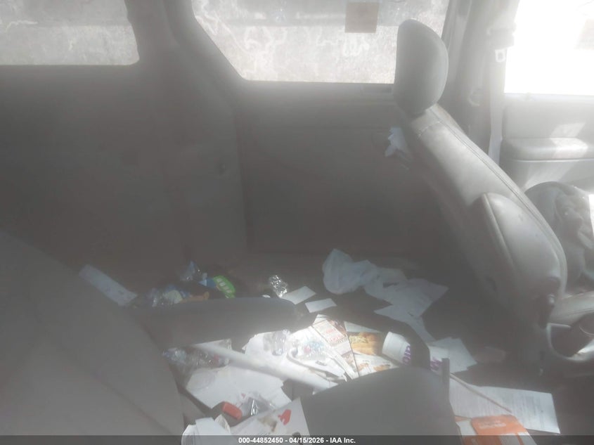 2005 Dodge Grand Caravan Sxt VIN: 2D4GP44L25R269851 Lot: 44852450