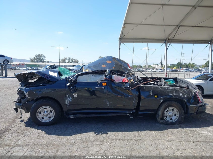 1C6RR6FG0JS263140 2018 Ram 1500 3.6 Ram Tradesman 4X2 6'4 Box Black