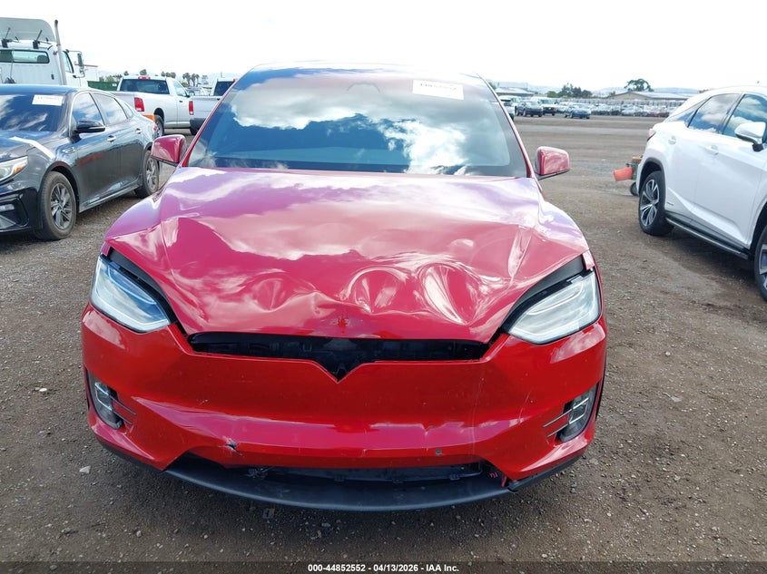 2017 Tesla Model X 100D/75D/90D VIN: 5YJXCAE24HF040214 Lot: 44852552