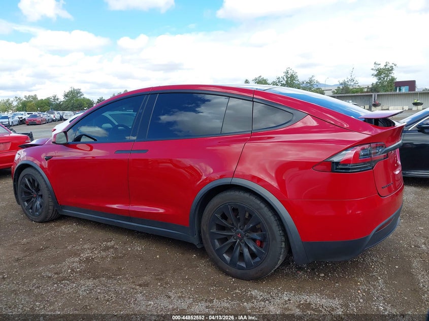 2017 Tesla Model X 100D/75D/90D VIN: 5YJXCAE24HF040214 Lot: 44852552