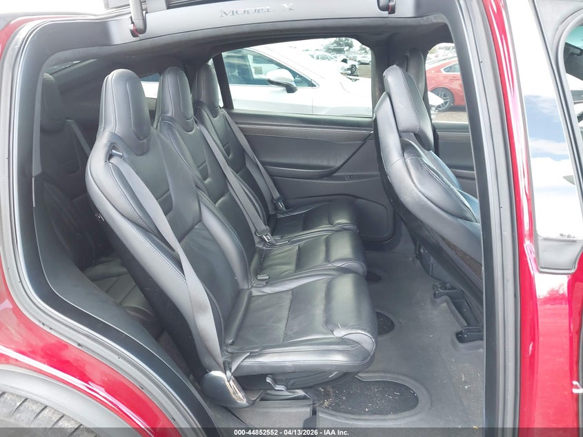 2017 Tesla Model X 100D/75D/90D VIN: 5YJXCAE24HF040214 Lot: 44852552