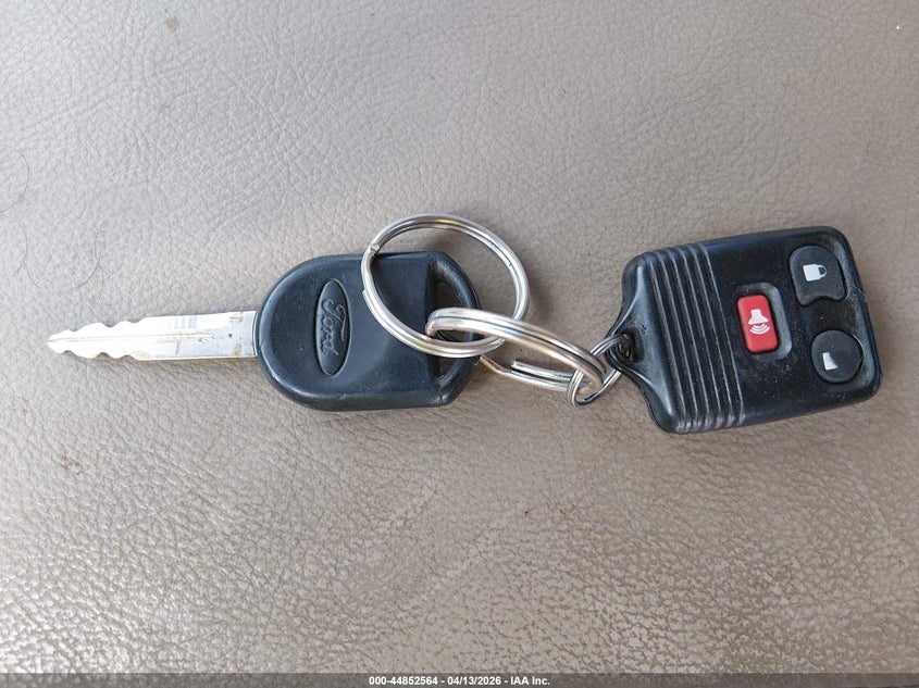 2006 Ford F-150 Lariat/Xl/Xlt VIN: 1FTPX12556FA50066 Lot: 44852564