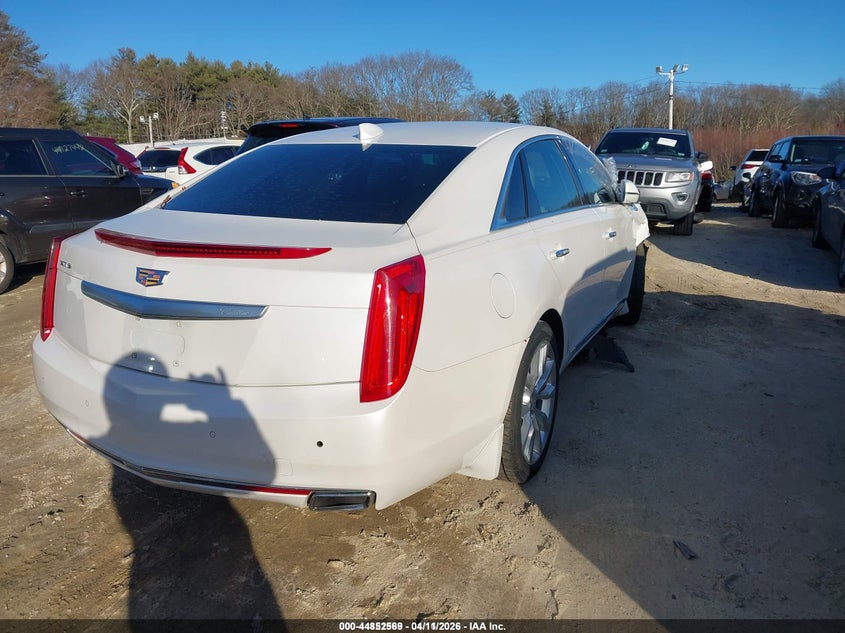 2017 Cadillac Xts 3.6 Xts Luxury white Lot 111044852569 Vin 2G61M5S32H9180681