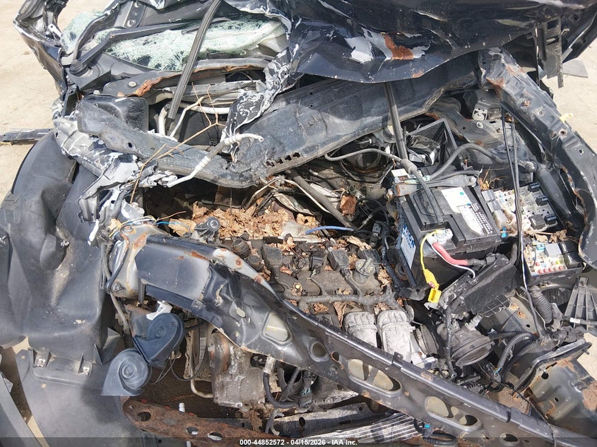 2012 Ford Focus Se VIN: 1FAHP3F27CL304105 Lot: 44852572