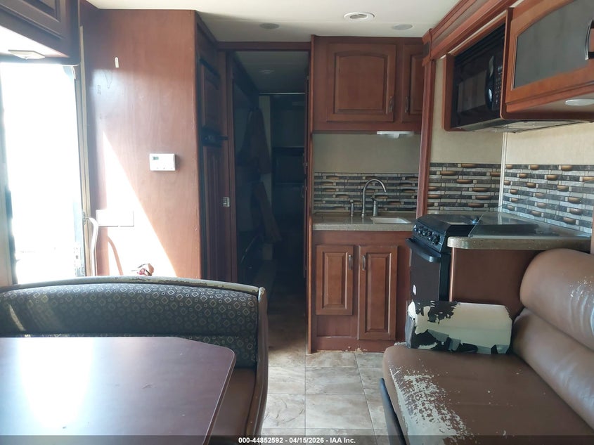 2013 Ford E-450 Cutaway VIN: 1FDXE4FS5DDA85007 Lot: 44852592