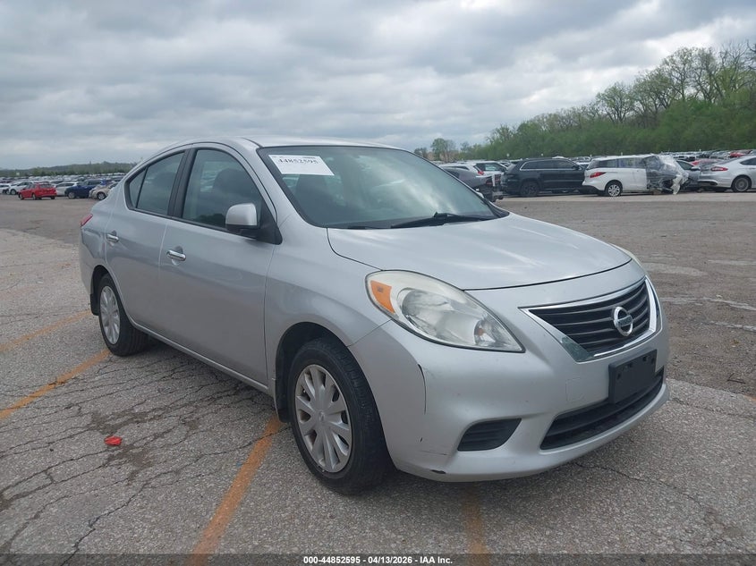 2012 Nissan Versa 1.6 Sv