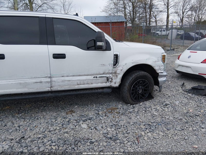 2019 Ford F250 6.7 F-250 Xlt white Lot 111044852636 Vin 1FT7W2BTXKEF05923