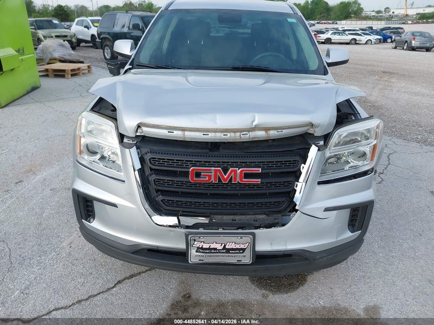 2GKALMEK6H6263260 2017 Gmc Terrain 2.4 Sle-1 silver