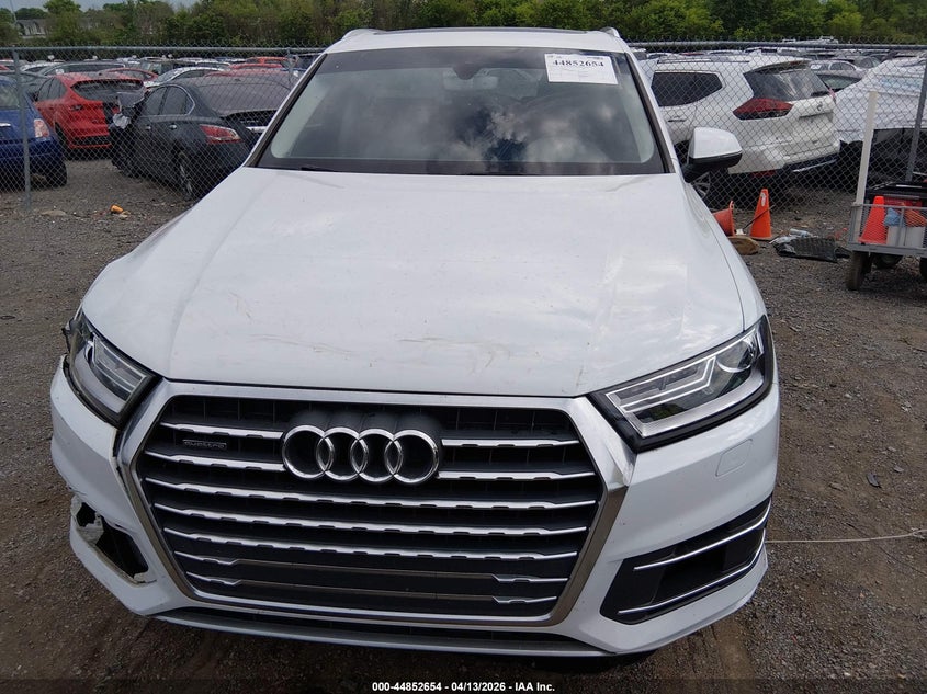 2017 Audi Q7 3.0T Premium VIN: WA1LAAF7XHD015737 Lot: 44852654