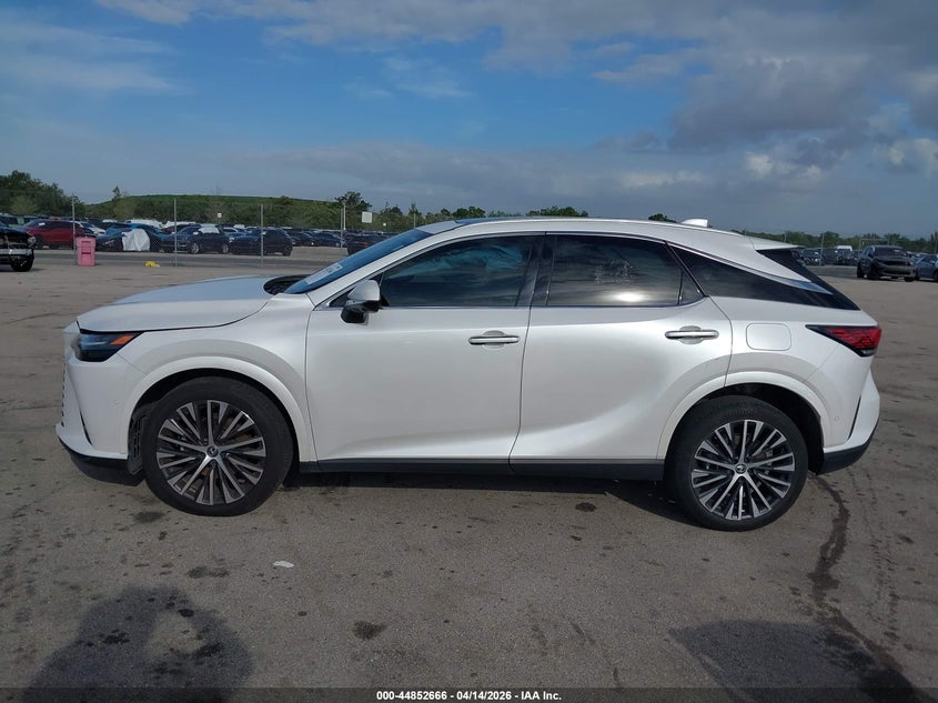 2T2BAMBA2RC028058 2024 Lexus Rx 2.4 Rx 350 Premium Plus white