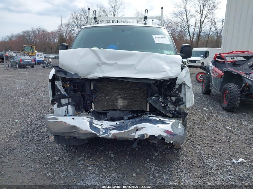 2022 Chevrolet Express Cargo Rwd 2500 Regular Wheelbase Wt VIN: 1GCWGAFP4NL268325 Lot: 44852680