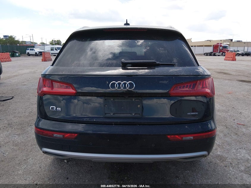 2020 Audi Q5 Premium 45 Tfsi Quattro S Tronic/Titanium Premium 45 Tfsi Quattro S Tronic VIN: WA1ANAFY0L2060727 Lot: 44852776