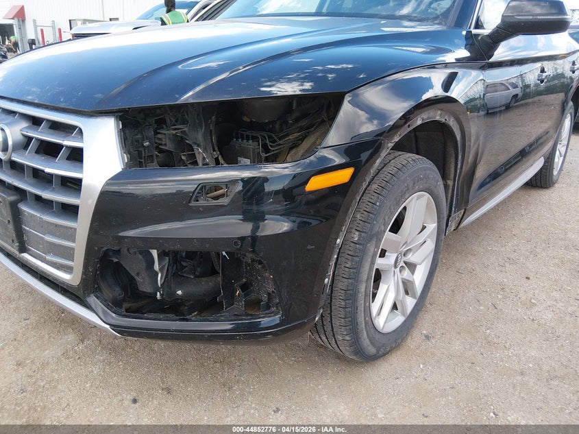 2020 Audi Q5 Premium 45 Tfsi Quattro S Tronic/Titanium Premium 45 Tfsi Quattro S Tronic VIN: WA1ANAFY0L2060727 Lot: 44852776