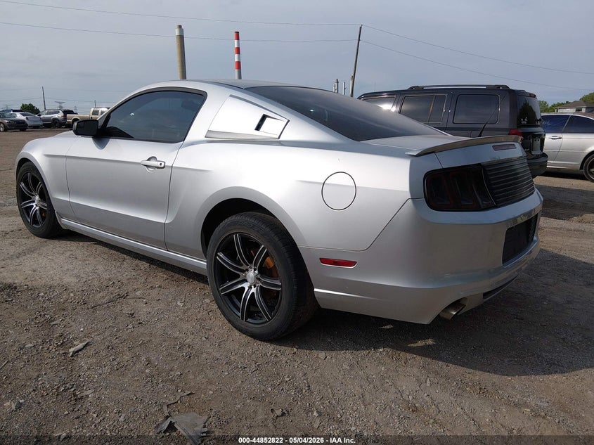 2013 Ford Mustang V6