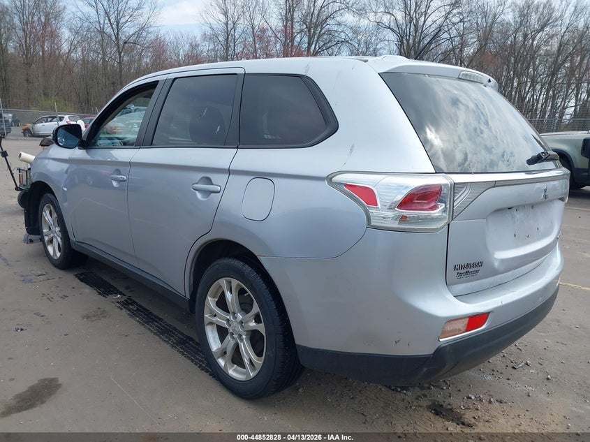 2014 Mitsubishi Outlander Se