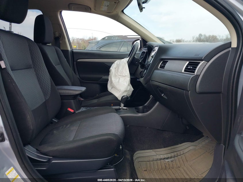 2014 Mitsubishi Outlander Se