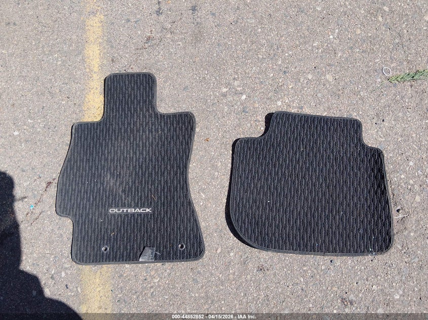 2003 Subaru Outback Limited VIN: 4S3BH686737613953 Lot: 44852852