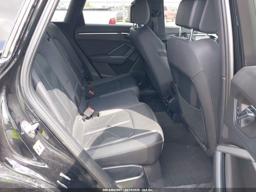 2021 Audi Q3 Premium Plus 45 Tfsi S Line Quattro Tiptronic VIN: WA1EECF35M1038490 Lot: 44852987