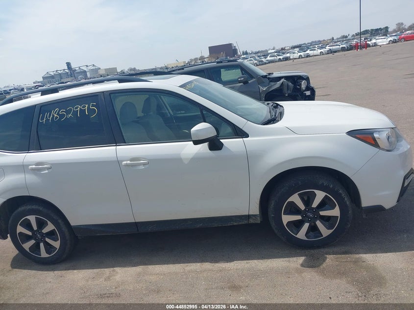 2017 Subaru Forester 2.5I Premium VIN: JF2SJAEC3HH574542 Lot: 44852995