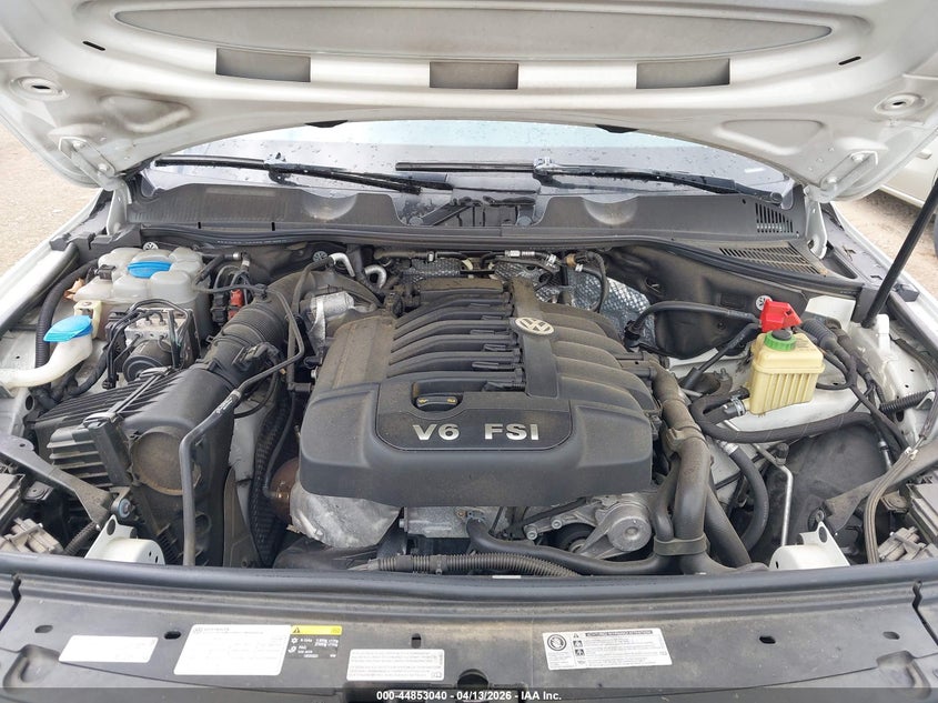 2016 Volkswagen Touareg Vr6 Lux VIN: WVGEF9BP5GD000772 Lot: 44853040