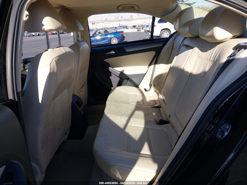 2013 VOLKSWAGEN JETTA auction photo 8