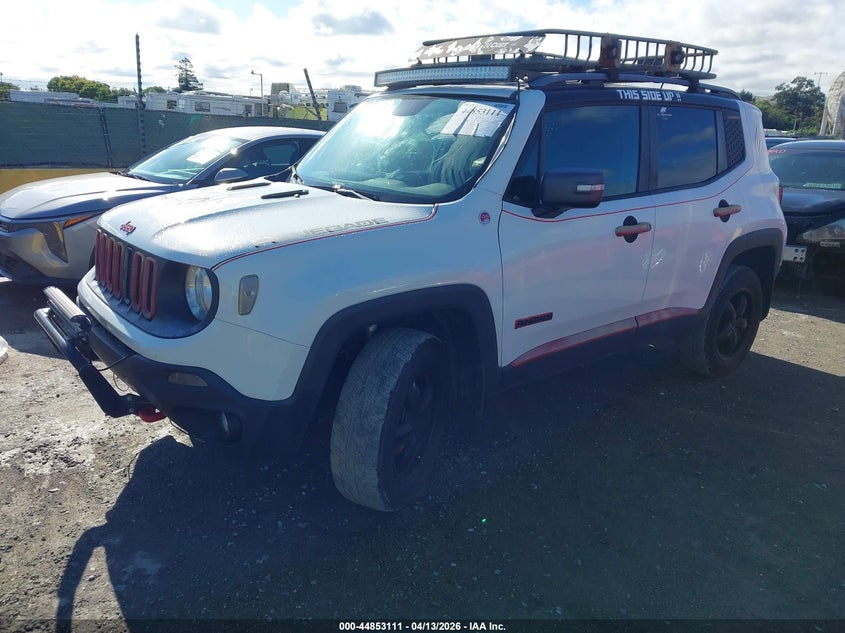 2015 JEEP RENEGADE auction photo 2