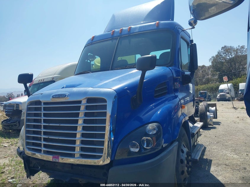 2016 Freightliner Cascadia 113