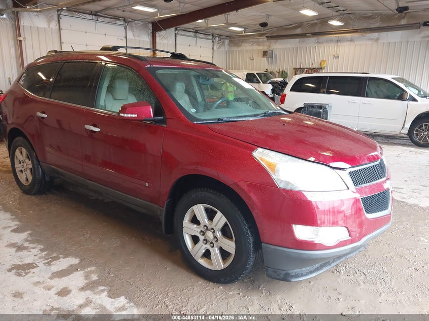 2010 CHEVROLET TRAVERSE LT