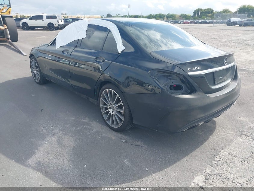 Vin: 55swf4jb0ju276454, lot: 45350453, mercedes-benz c 300 20183