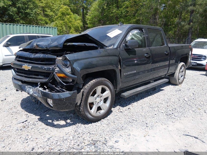 2018 CHEVROLET SILVERADO 1500 auction photo 2