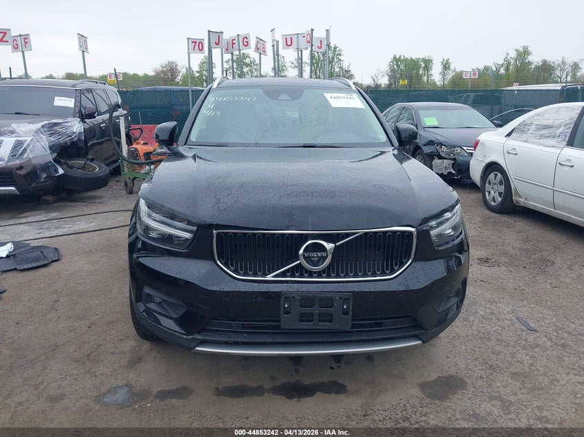 2022 Volvo Xc40 T5 Momentum VIN: YV4162UK4N2741075 Lot: 44853242