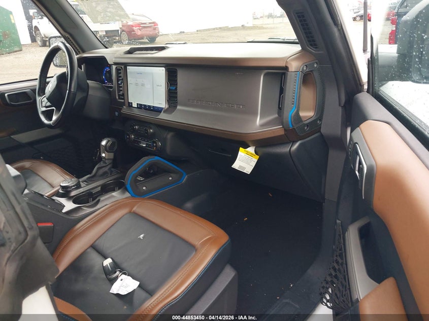 2023 FORD BRONCO auction photo 5