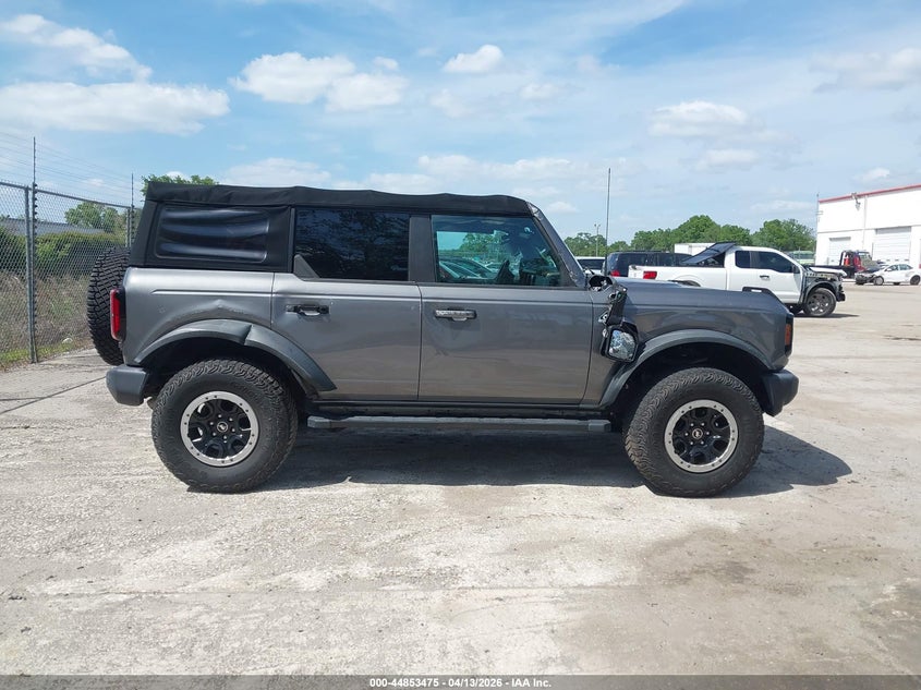 2022 Ford Bronco Outer Banks VIN: 1FMEE5DPXNLB17064 Lot: 44853475