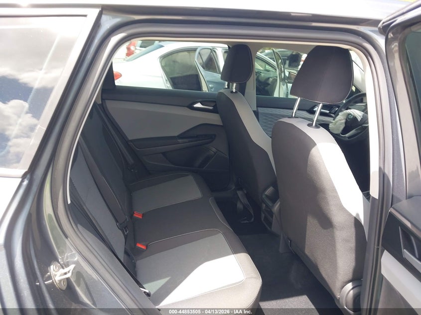 2022 Volkswagen Taos 1.5T S VIN: 3VVDX7B27NM034298 Lot: 44853505