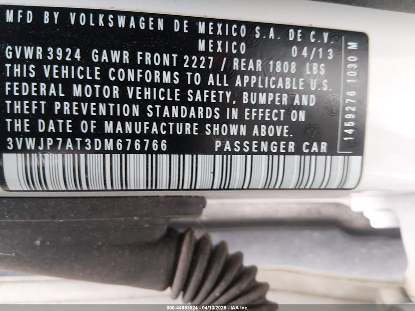 2013 Volkswagen Beetle 2.5L VIN: 3VWJP7AT3DM676766 Lot: 44853524