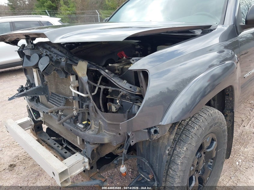 2013 Toyota Tacoma Base V6 VIN: 3TMLU4EN4DM124546 Lot: 44853588