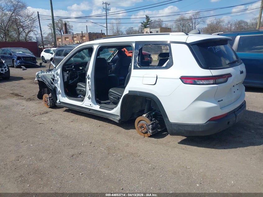 2025 JEEP GRAND CHEROKEE L auction photo 3