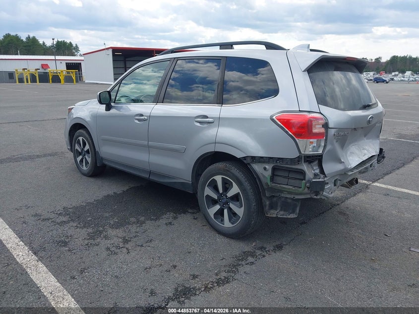 JF2SJAJC8HH586403 2017 Subaru Forester 2.5 2.5I Limited silver