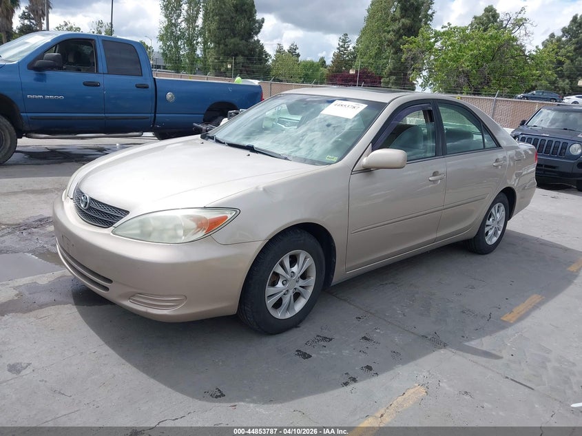 2004 Toyota Camry Le