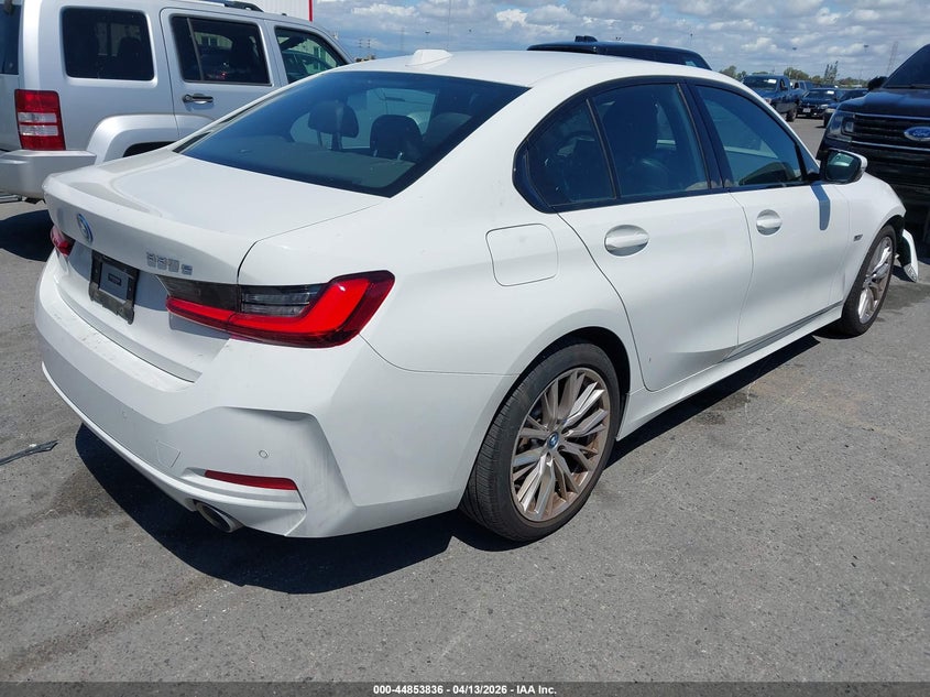 2023 BMW 330E