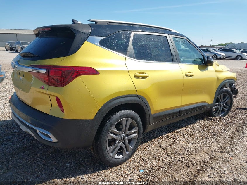 2021 Kia Seltos 2.0 gold Lot 111044853876 Vin KNDEU2AA8M7116749