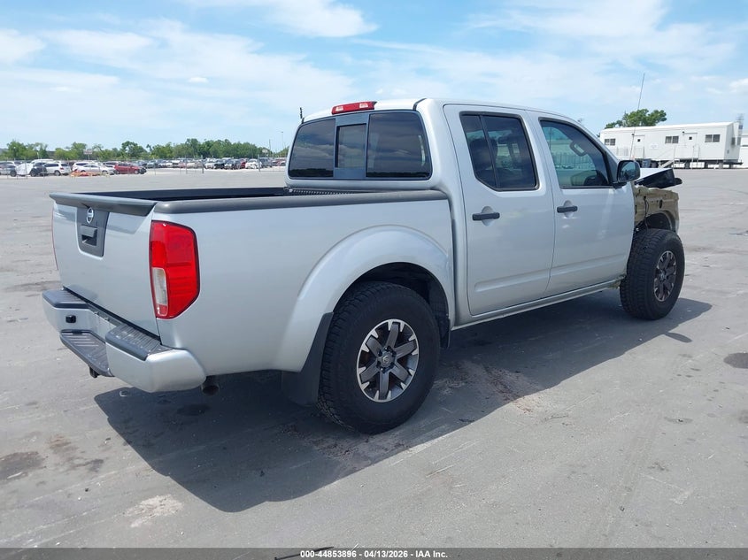 2017 Nissan Frontier Desert Runner