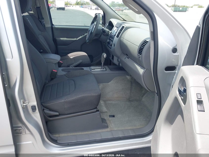 2017 Nissan Frontier Desert Runner