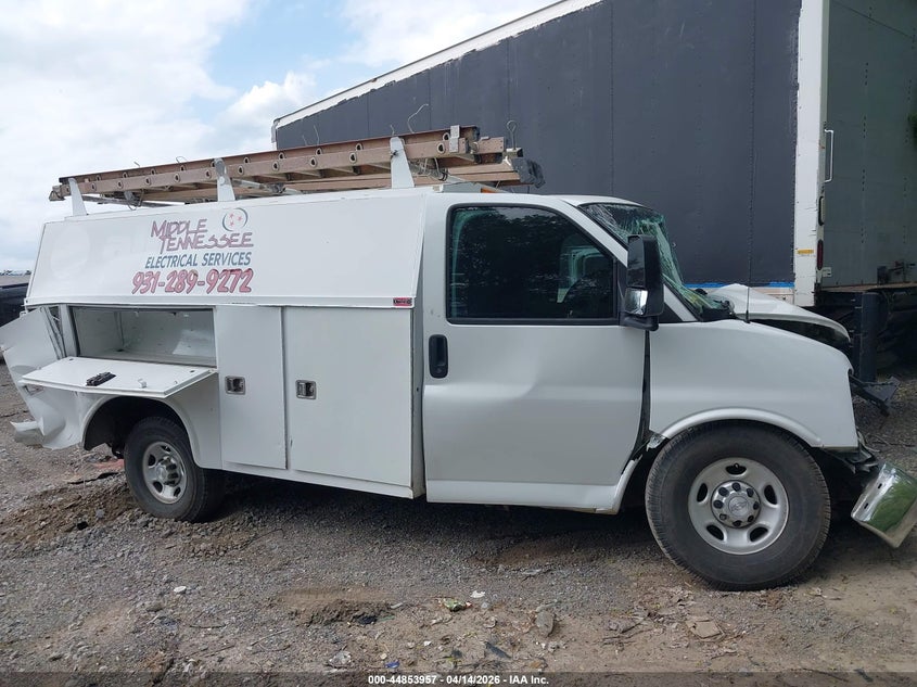 2014 Chevrolet Express Cutaway 3500 VIN: 1GB0G2CG4E1200921 Lot: 44853957