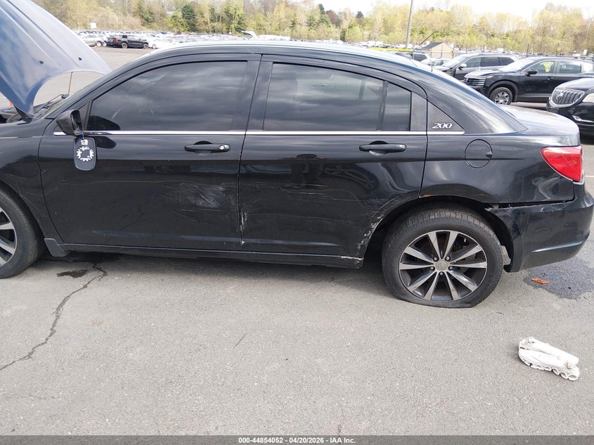 CHRYSLER 200 2012 VIN 1C3CCBHG4CN145829
